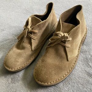 Crewcuts Kids size 3 Suede Chukka Boots Tan. Preowned
